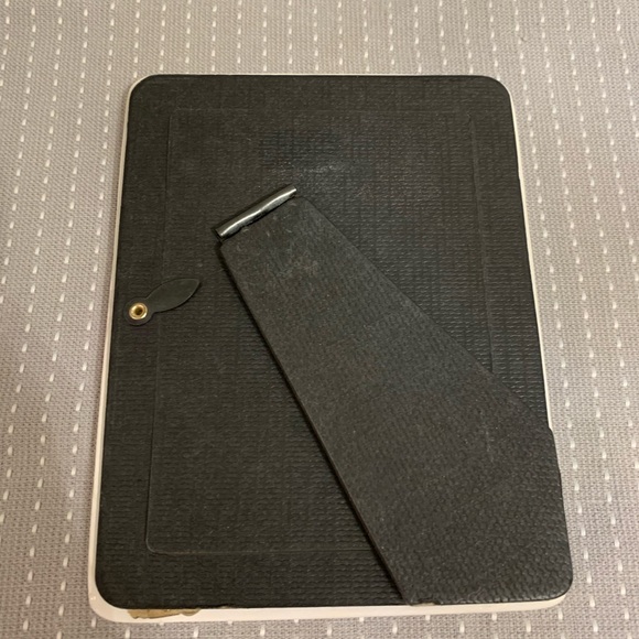 Floral Ceramic Photo Frame - Pink Roses - Picture 3 of 5